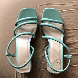 Mint Green Heels (NWOT)